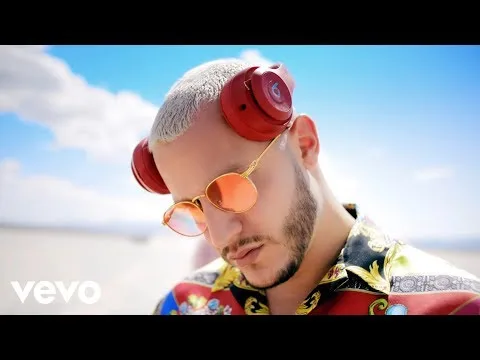 Video thumbnail for Loco Contigo